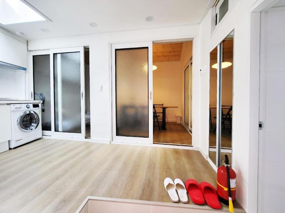 Sam House 2 Seochon Apartment
